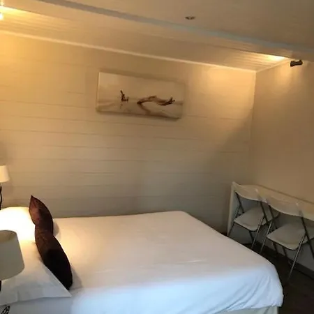 L'oceane Chambres D'hotes * Saint-Hilaire-de-Villefranche